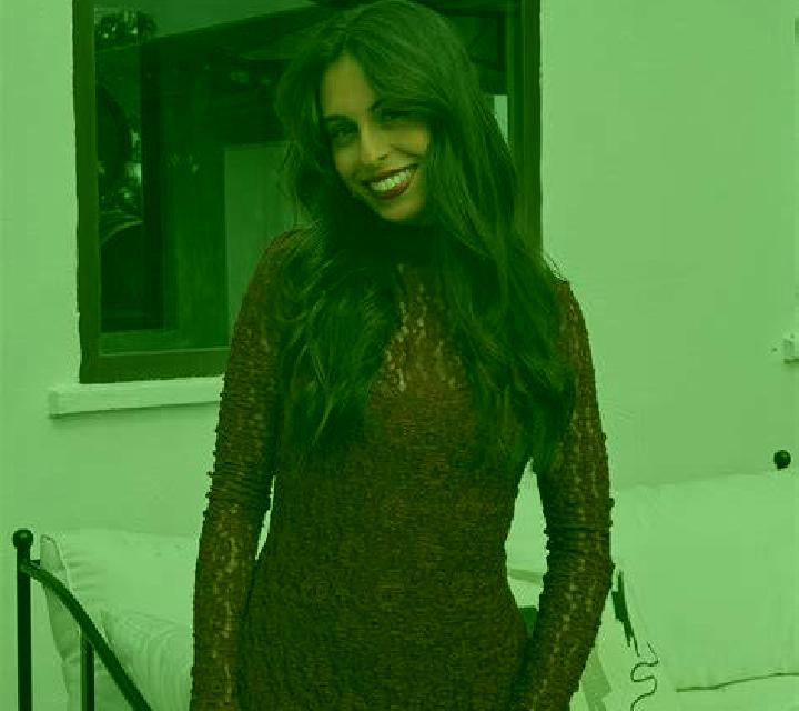 Abril 2 Almendral escort