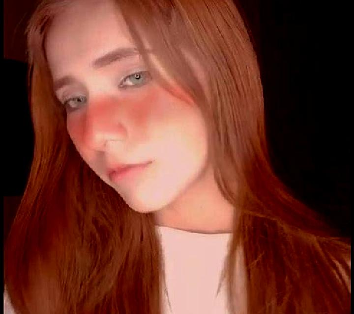 Abril 2 Sarreaus escort