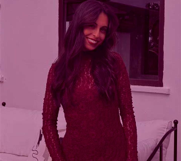 Abril Maluenda escort