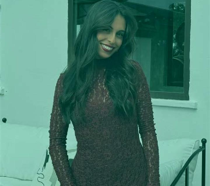 Abril Plan escort