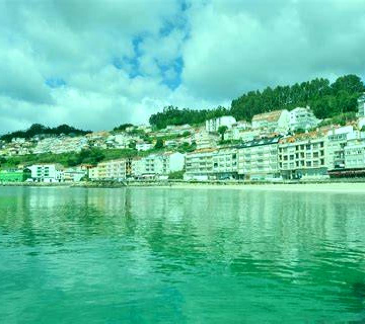 Aitana Vilanova de Arousa escort