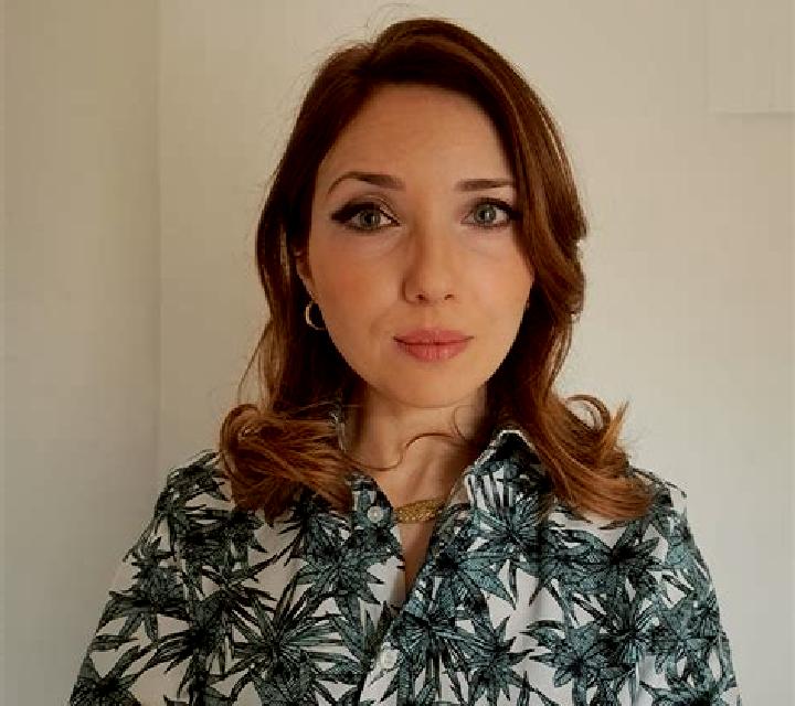 Alba 3 El Altet escort