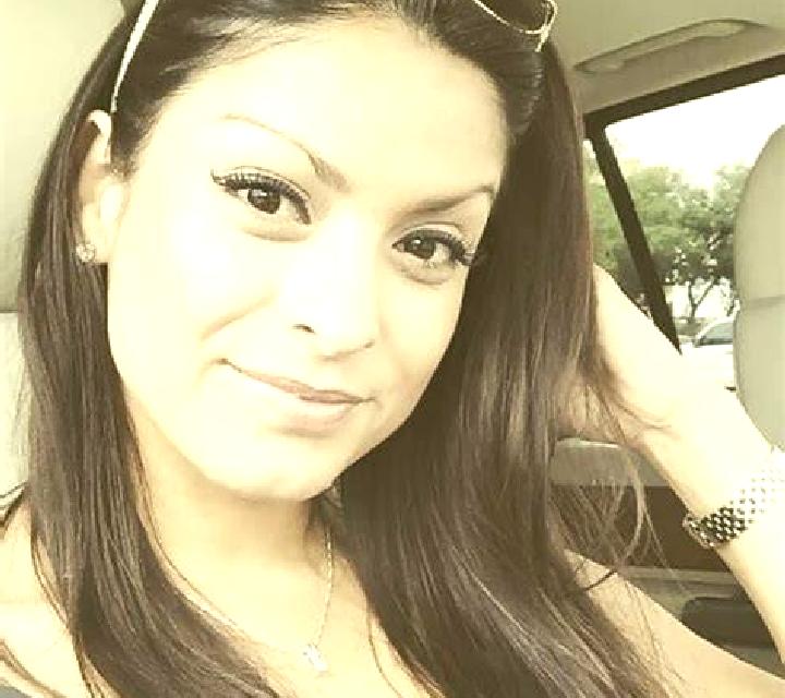 Alba Fontihoyuelo escort