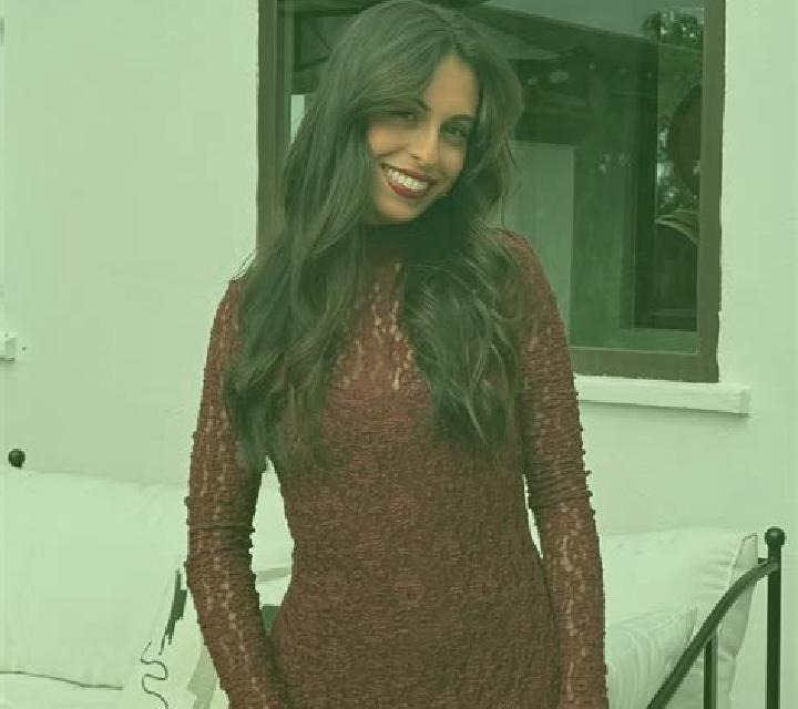 Alba Olaberria escort
