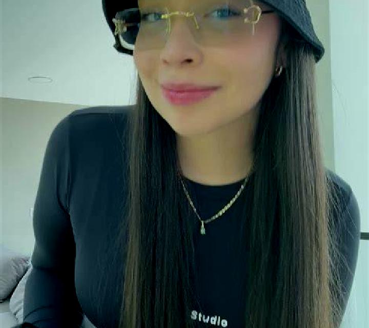Alba Quer escort