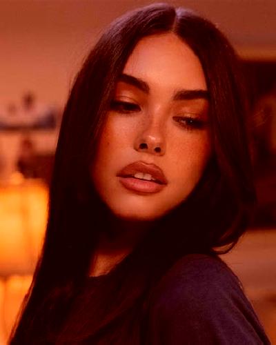 Alba Trasobares escort