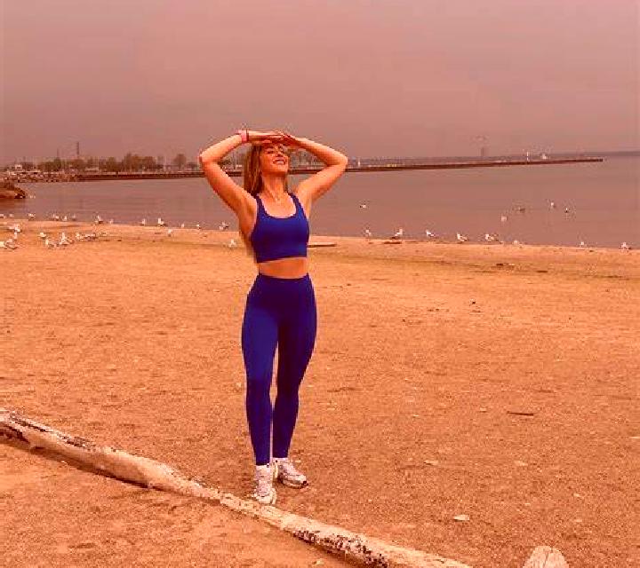 Alejandra 3 Nolay escort
