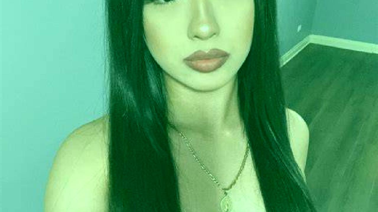 Alejandra Muelas de los Caballeros escort