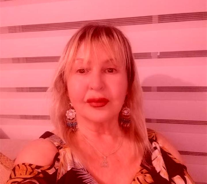 Amanda 2 Adamuz escort
