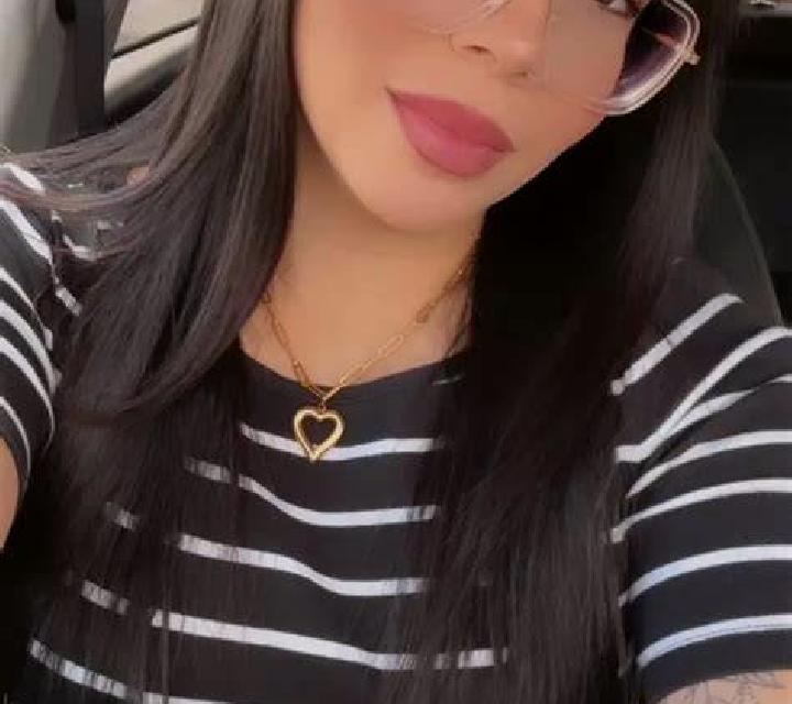 Andrea Castellfollit del Boix escort