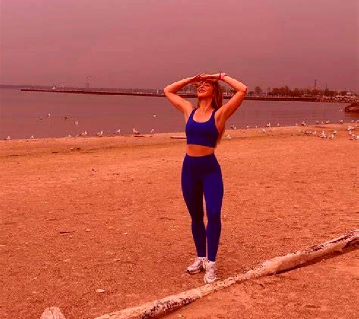 Antonella Oliana escort
