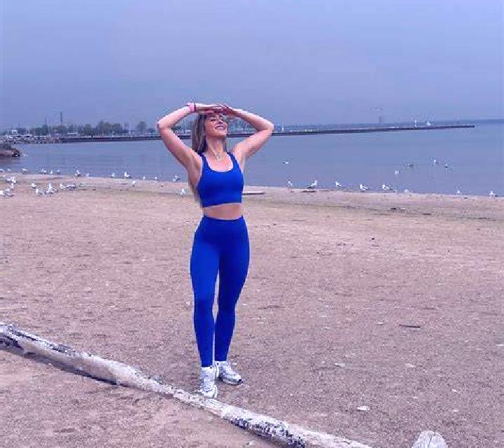 Aurora Castro-Urdiales escort