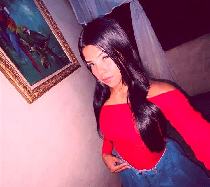 Aurora Gemuno escort