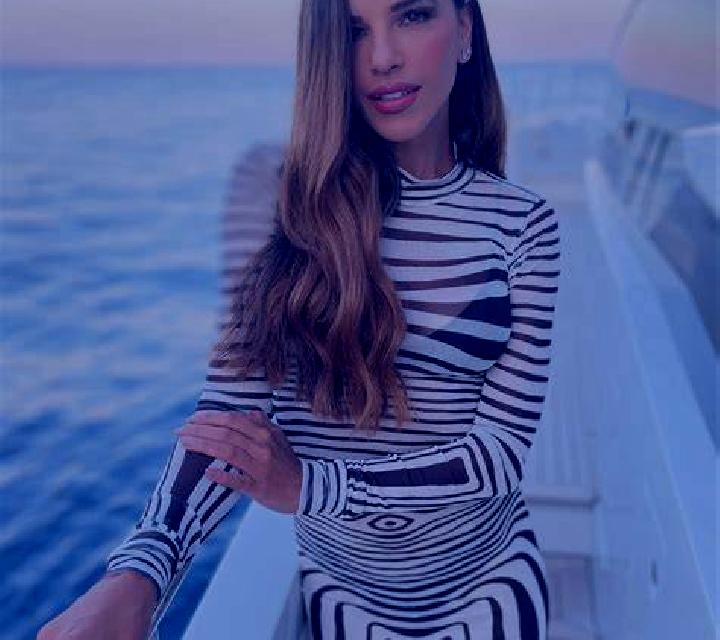 Aurora Otura escort