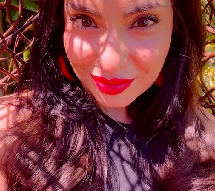Carla Inca escort
