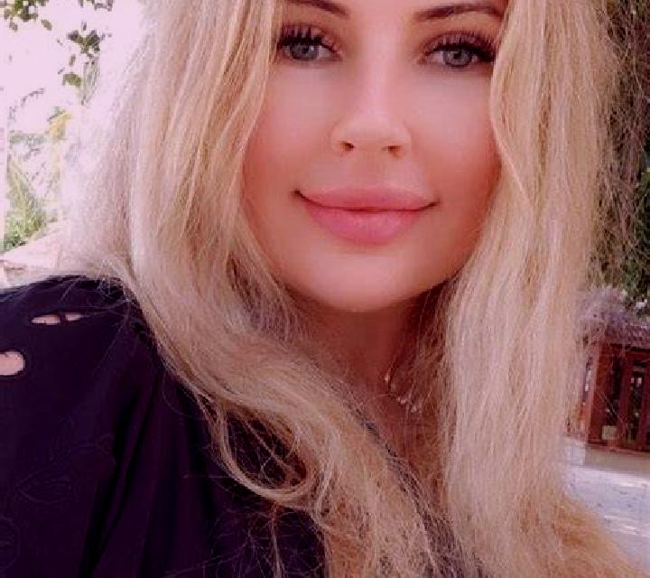 Carla Vila-real escort
