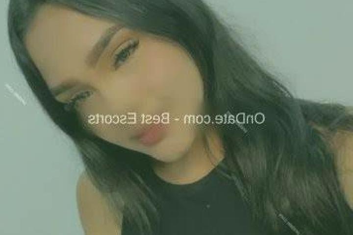 Carmen Adios escort