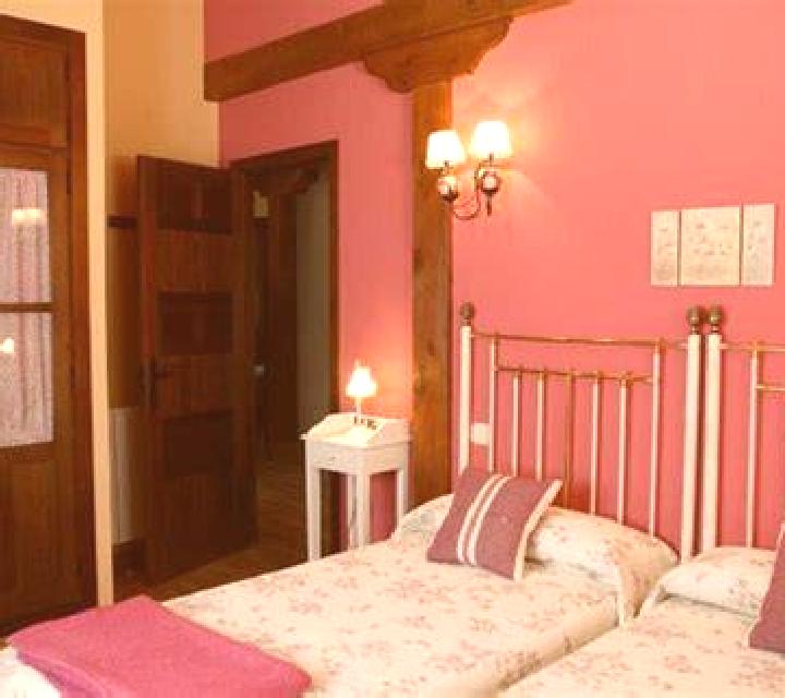 Cayetana Quiruelas de Vidriales escort