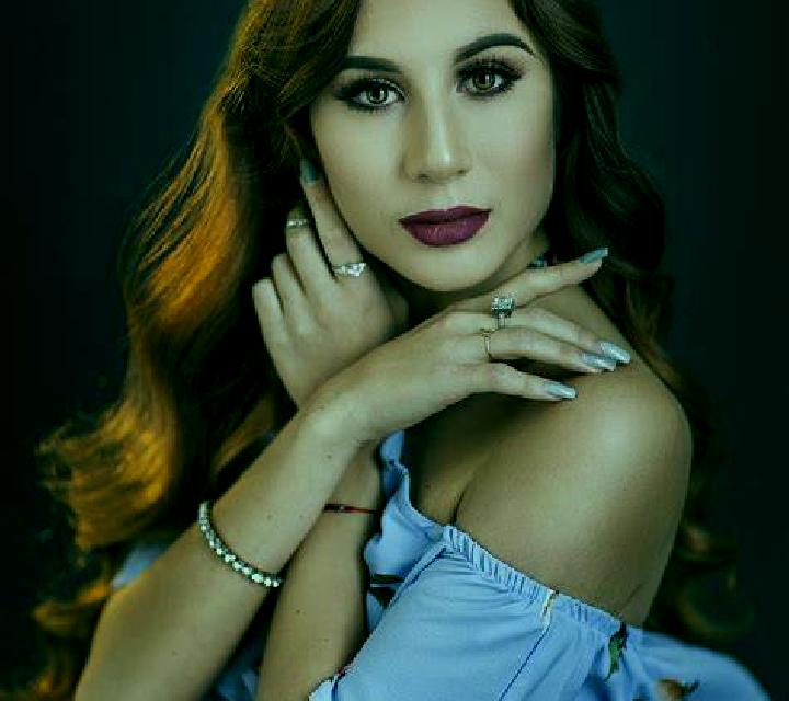 Cecilia 2 Vilaion escort
