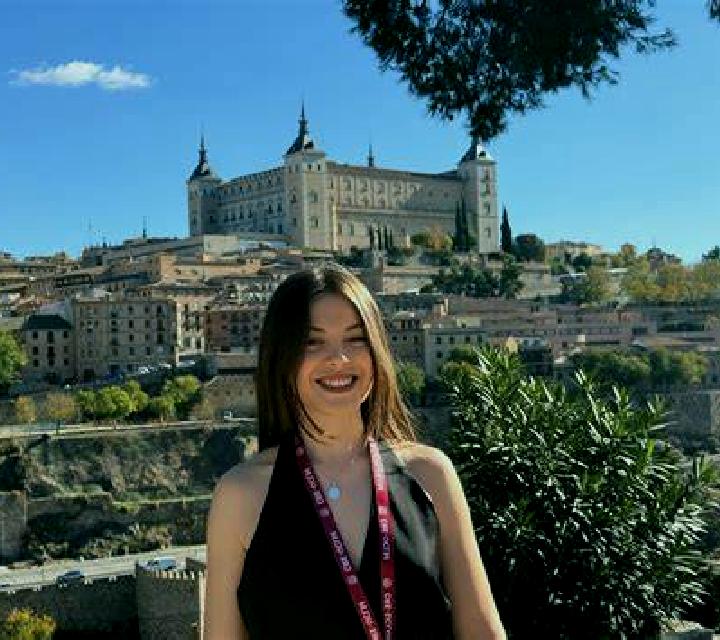 Cecilia Bornos escort