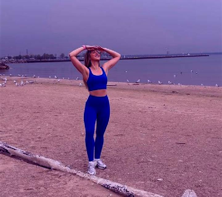 Cecilia Robres del Castillo escort