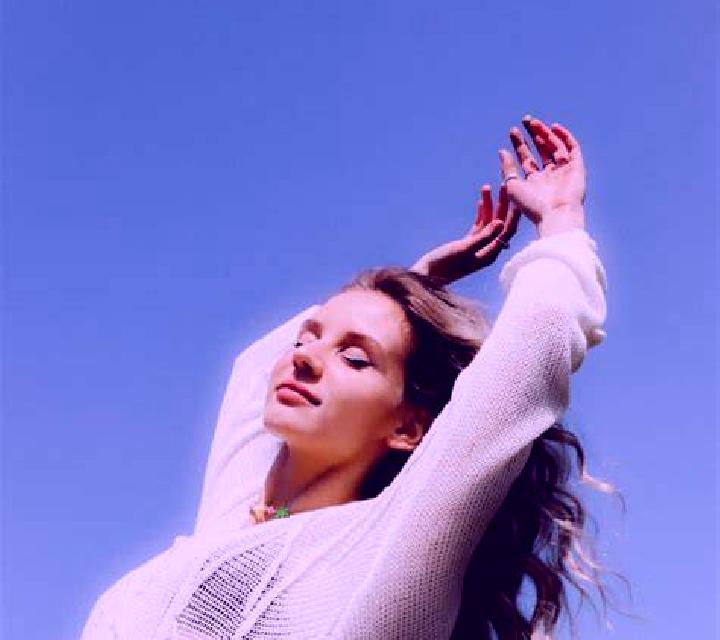 Claudia Palazuelos de Eresma escort