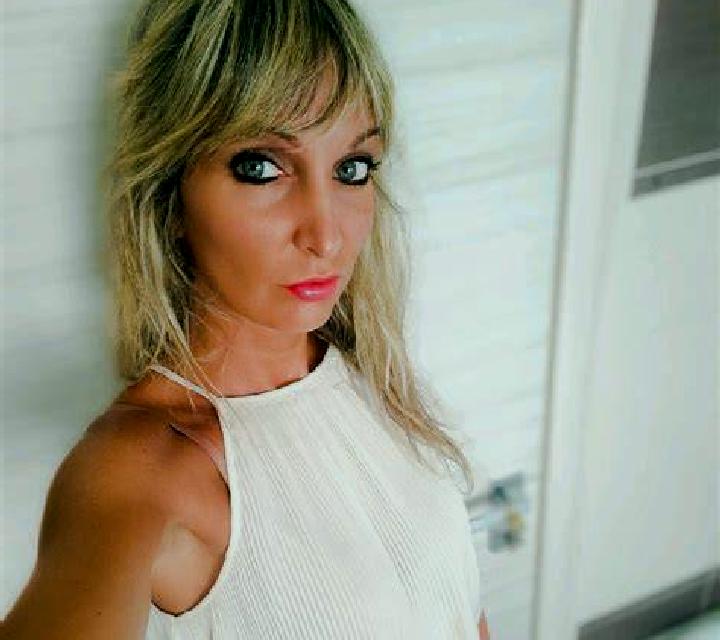 Cristina 3 Arminon escort