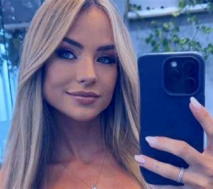 Diana Velez-Blanco escort