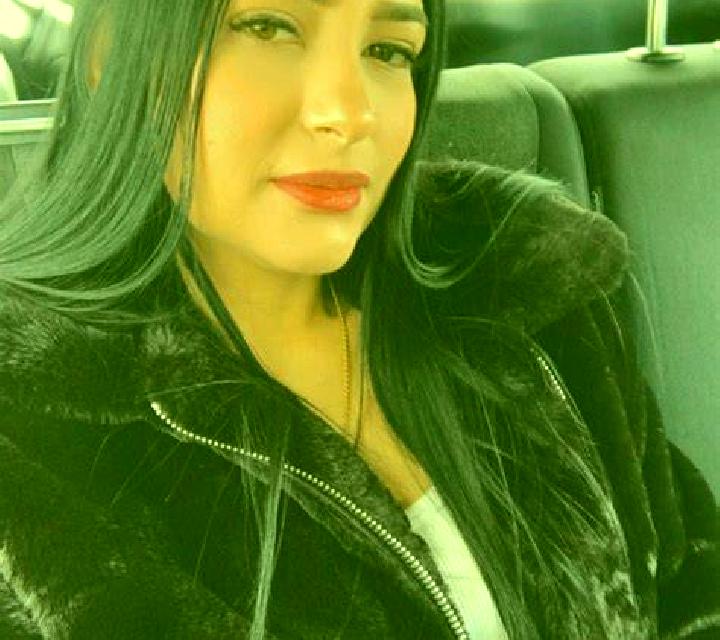 Elena 3 Falces escort