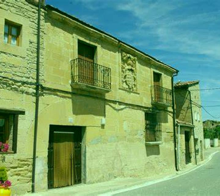 Elena 3 Maria escort