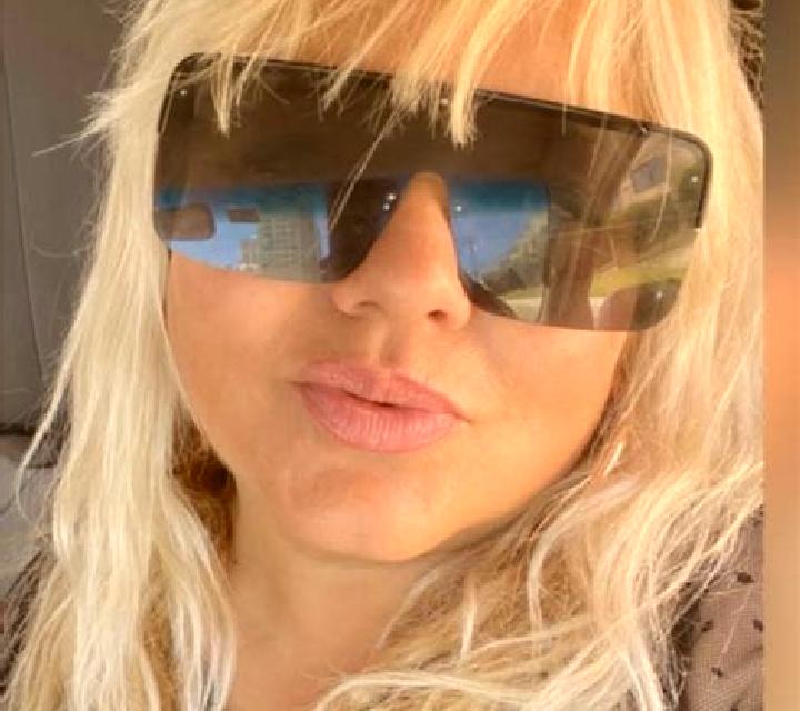 Elena Vilaxoan escort