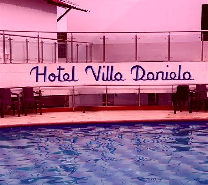 Emilia Anaya de Alba escort