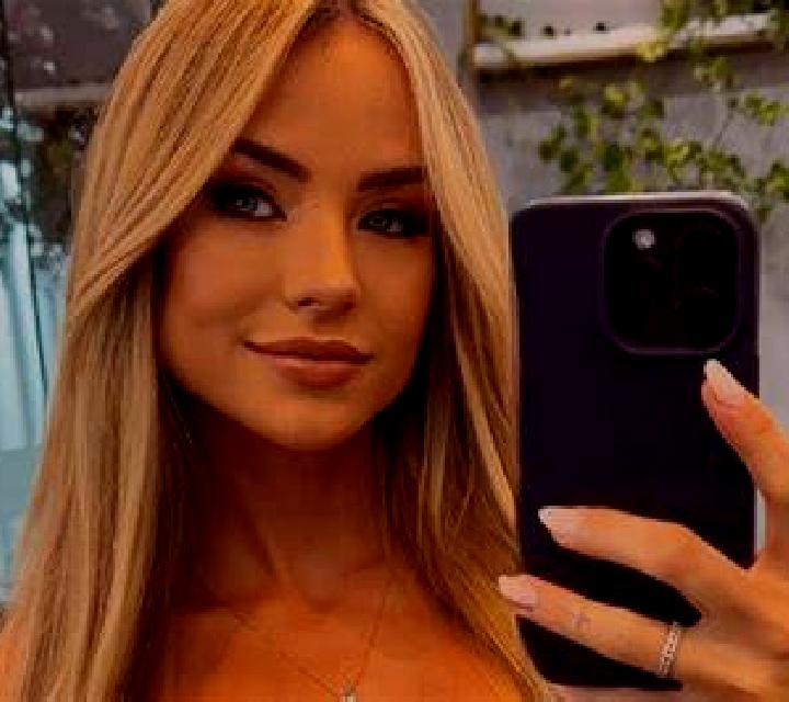 Gabriela Brincones escort