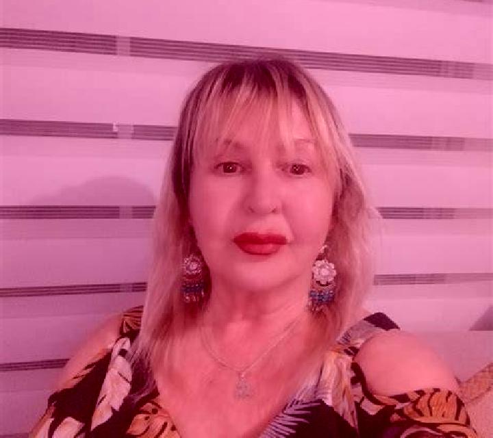 Gabriela Zazuar escort