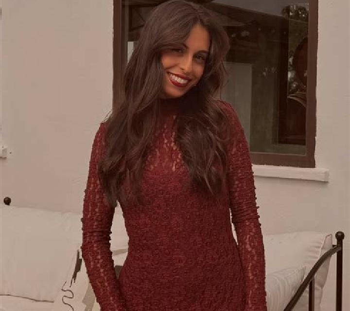 Giulia Esplegares escort