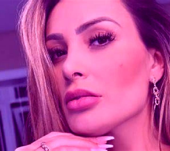 Giulia Sant Joan de Labritja escort