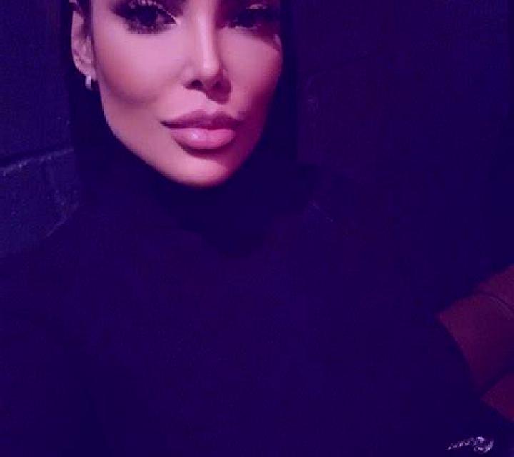 Isabela Corbins escort