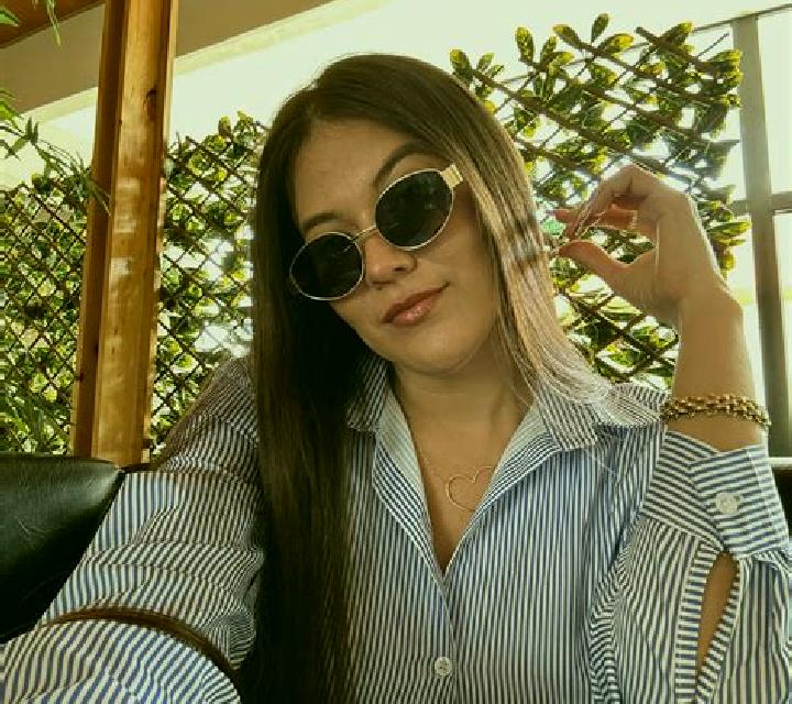 Isabela Nieva escort