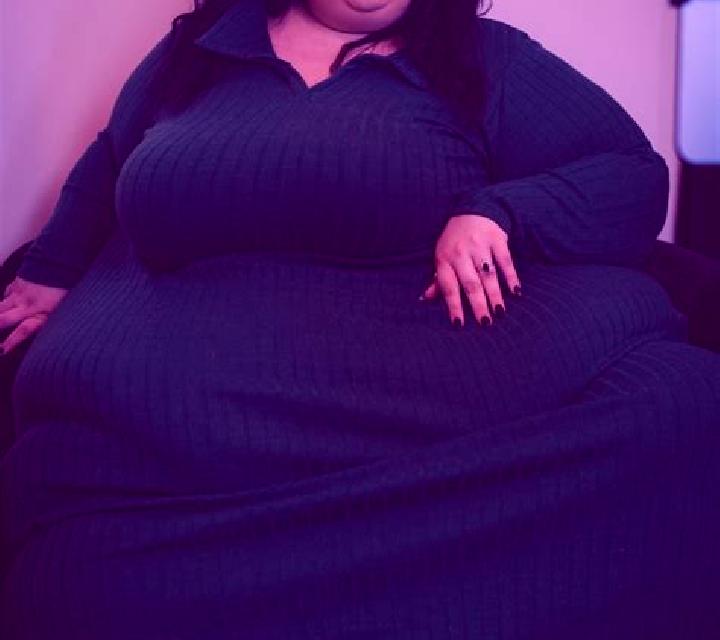 Isabella 2 Valderas escort