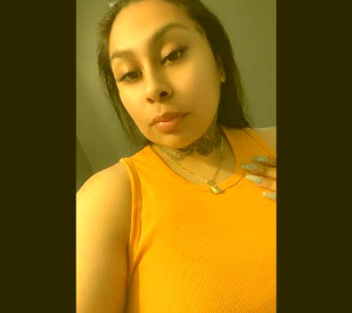 Josefina Vilarnaz escort