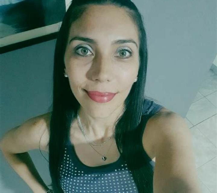 Julia 2 Carataunas escort