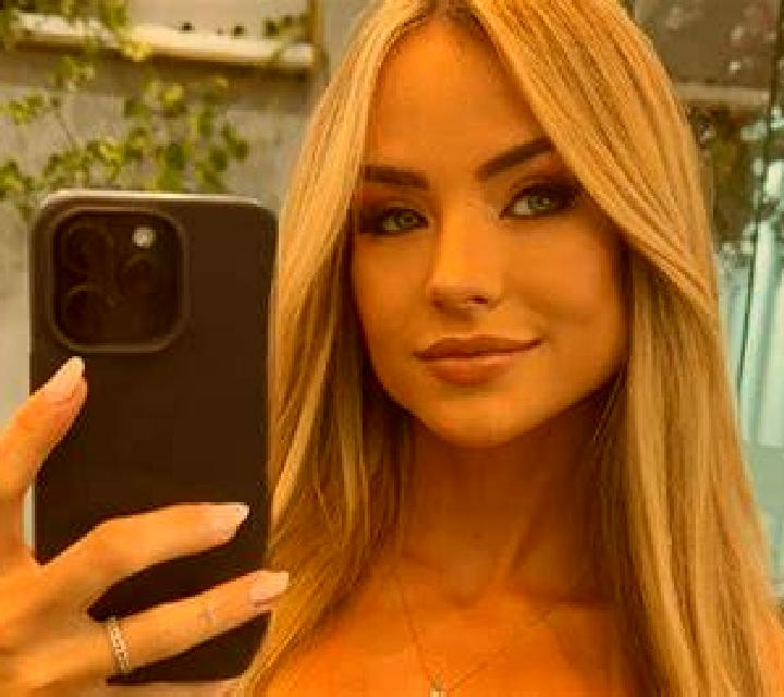 Julia la Pobla de Massaluca escort