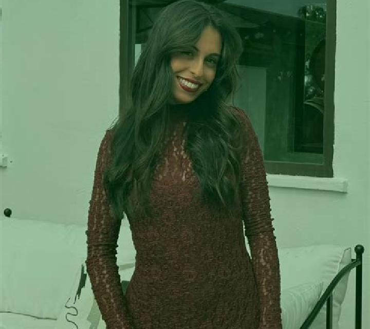 Julia Montejo de la Sierra escort
