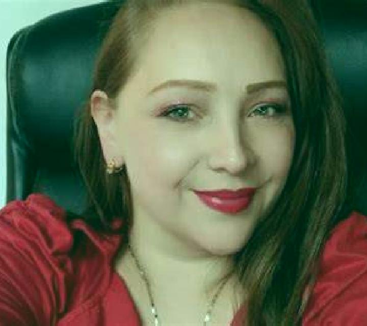 Julia Portomarin escort