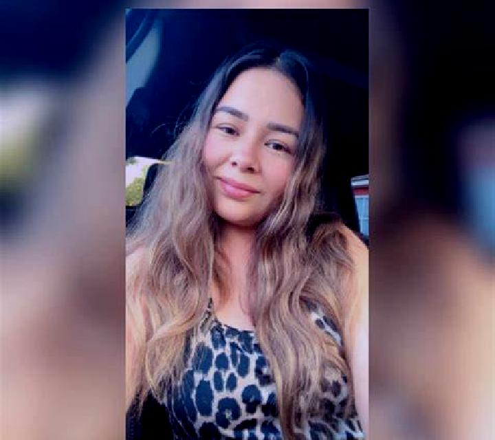 Laia 3 Blesa escort