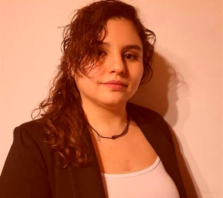Lucía Adobes escort