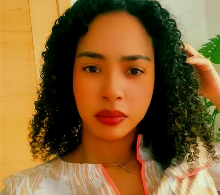 Lucía San Cebrian de Muda escort