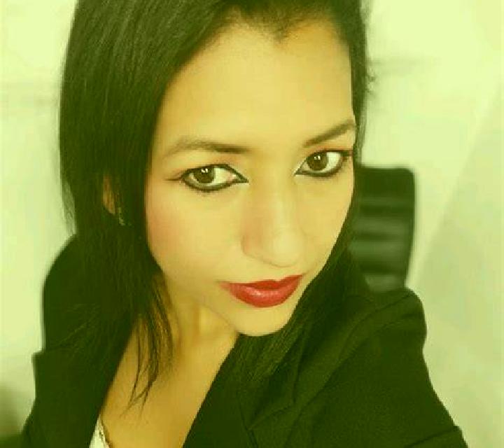 Luna 2 Perilla de Castro escort