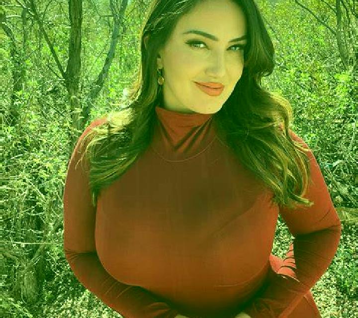 Luna 2 Saelices escort