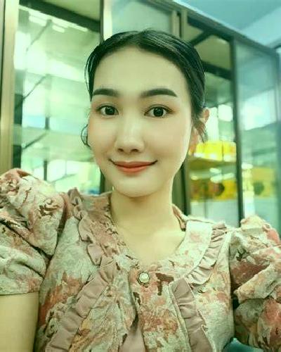 Luna 3 Bormujos escort